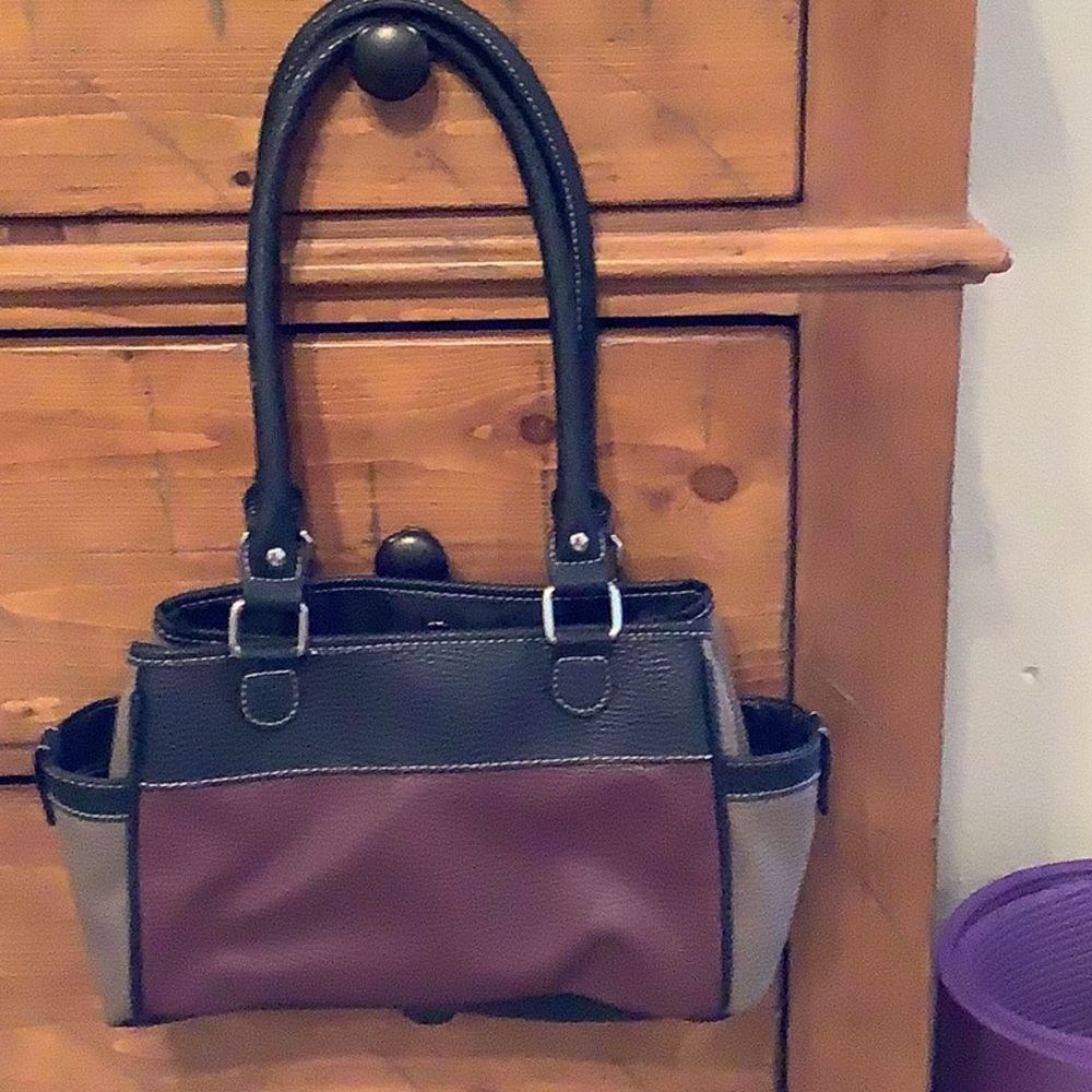 Purse - Picture 3 of 3